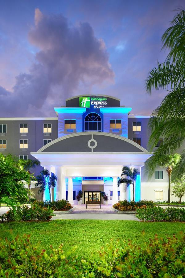 Holiday Inn Express Hotel & Suites Port St. Lucie West By Ihg Εξωτερικό φωτογραφία