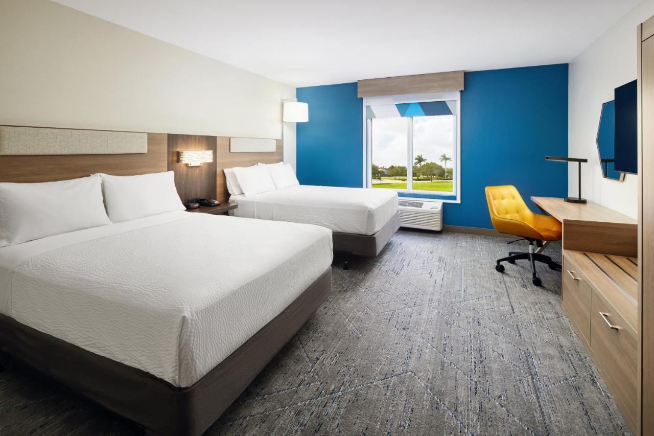 Holiday Inn Express Hotel & Suites Port St. Lucie West By Ihg Εξωτερικό φωτογραφία